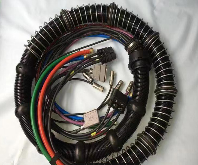 Καθαρή μπάρα Επεκτάσεων Box Σχήμα Ρομπότ Dress Pack Για FANUC 165F ABB 6700 Και KUKA KR210